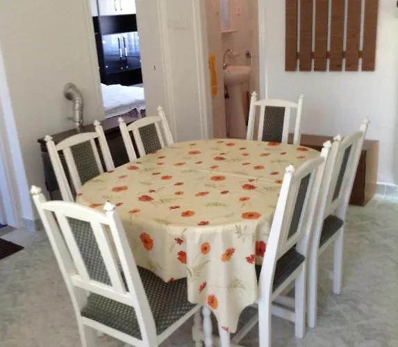 Rozs Ház Apartman *